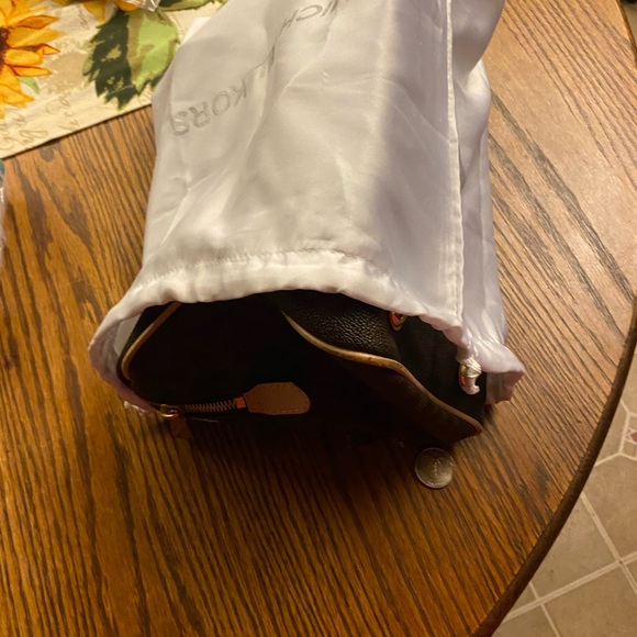 Michael Kors medium logo satchel - Picture 9 of 10